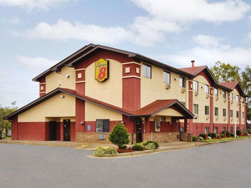 Super 8 By Wyndham Richmond Airport Va Hotel Sandston Exterior photo